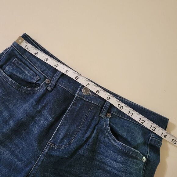 Banana Republic Women's Straight Vail Blue Denim Jeans - Picture 9 of 16